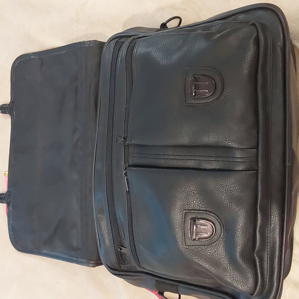 Perry Ellis Black Leather Portfolio Mens Breifcase - Picture 14 of 16